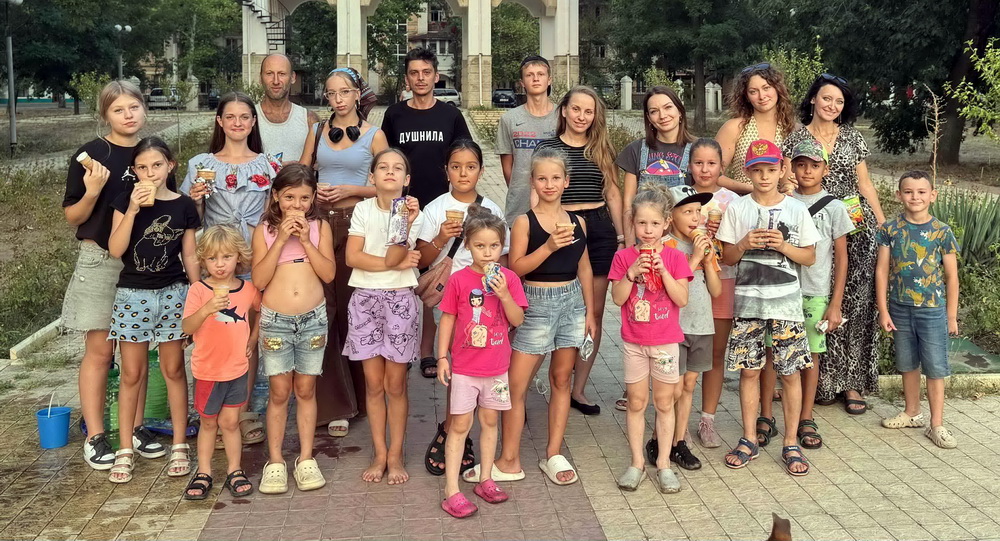 2025-08-10 Волонтеры ЭкоПМР - полив саженцев